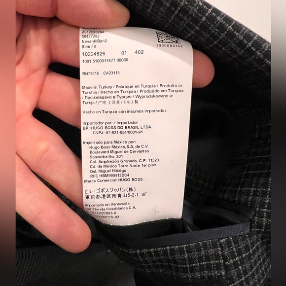 Hugo Boss size 36R wool gray check suit (30/30 pants but can be tailored) - Picture 5 of 5